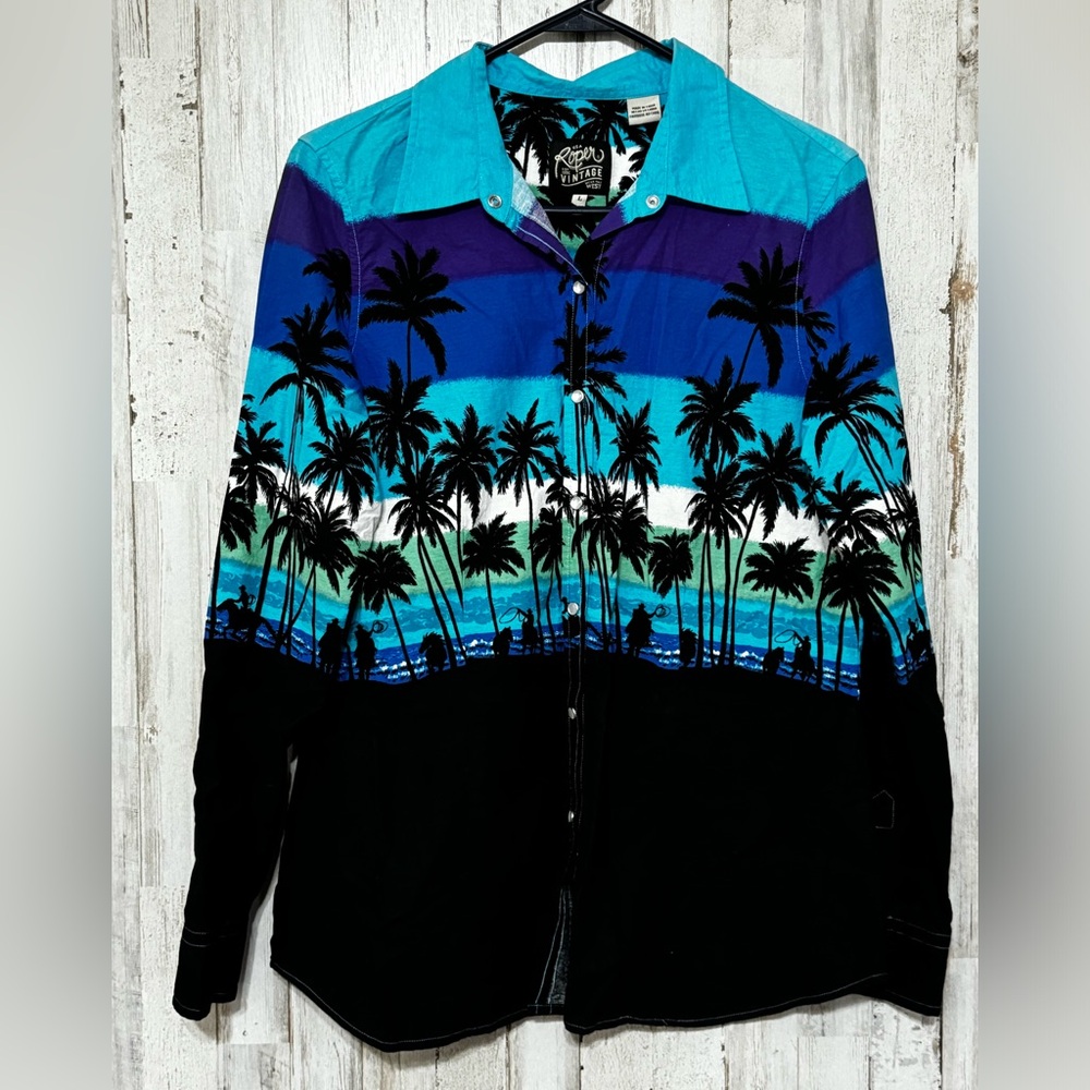 Women’s Roper Pearl Snap Large